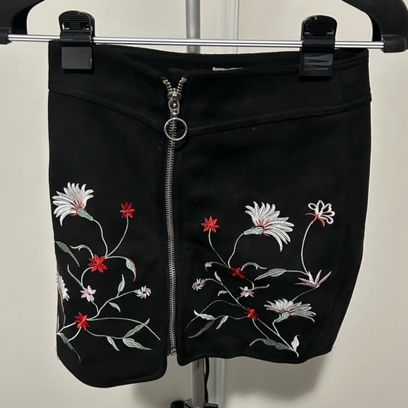 Black Suede Floral Skirt - Picture 1 of 3